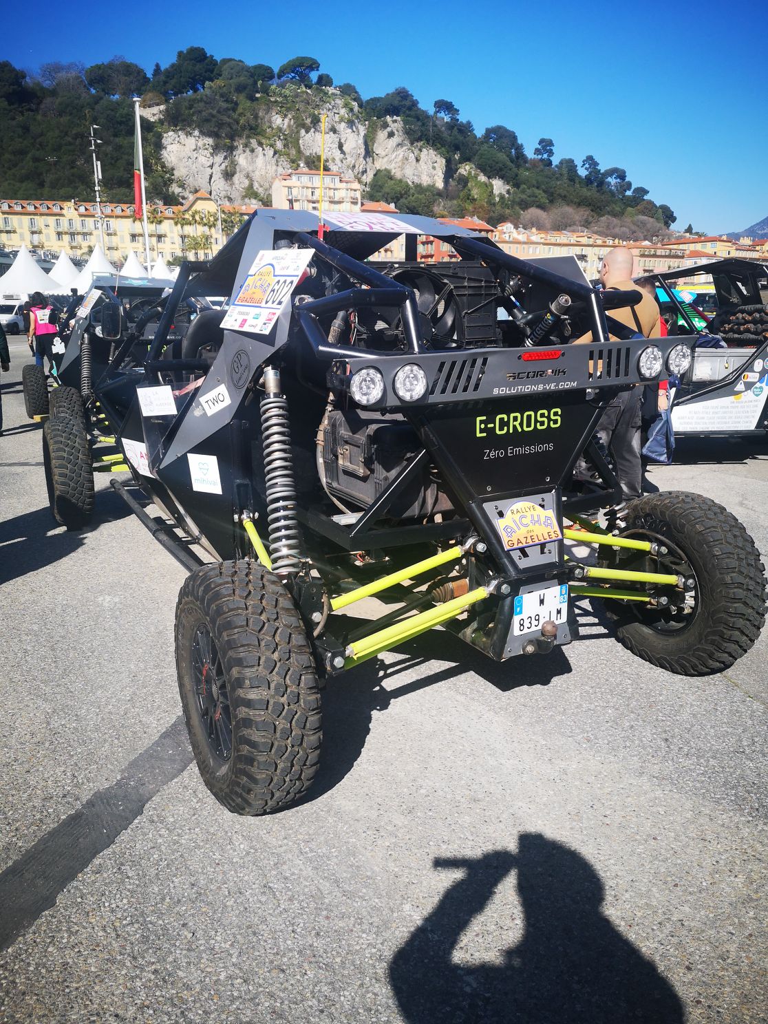Caravane médicale 2018 - Coeur de Gazelles - Départ Nice 2022 - Nadege Heinrich - Buggy electrique arrièreWoMEN NL
