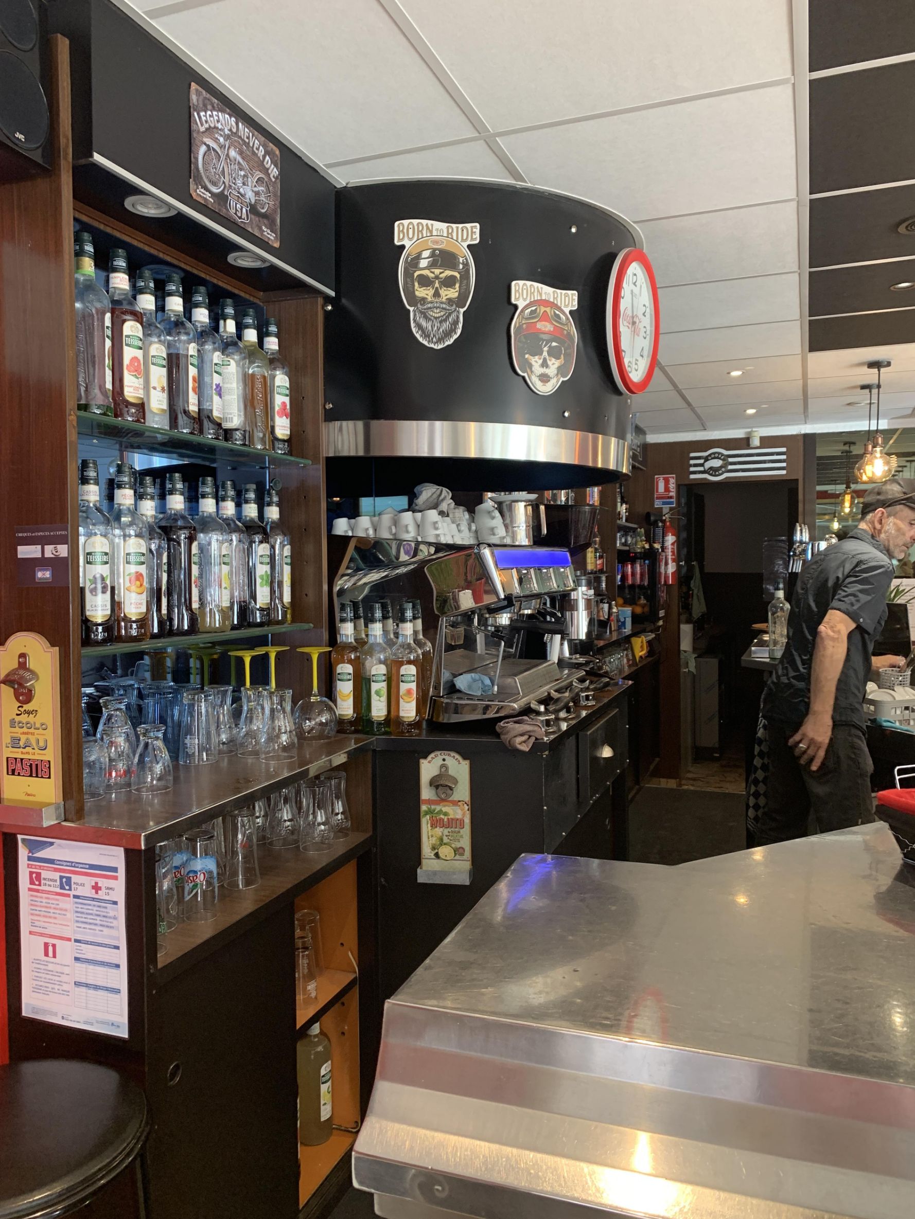 Bar le Retro à Briançon-partenaire WoMEN NL